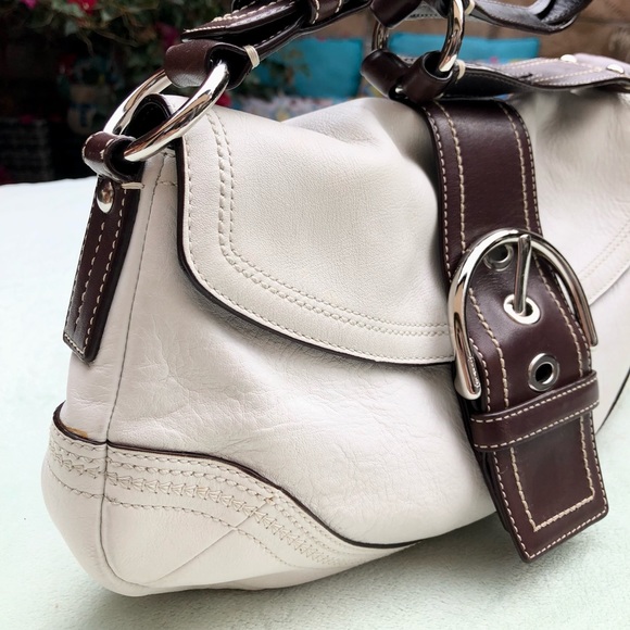 Coach Soho 10578 Vintage White Brown Leather shoulder Handbag - Picture 4 of 9